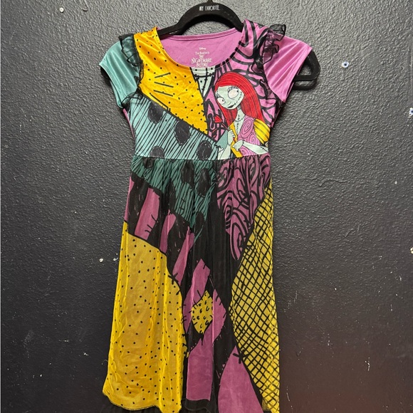 Disney The Nightmare Before Christmas Multicolor Night Gown Size 7/8 - Picture 2 of 4